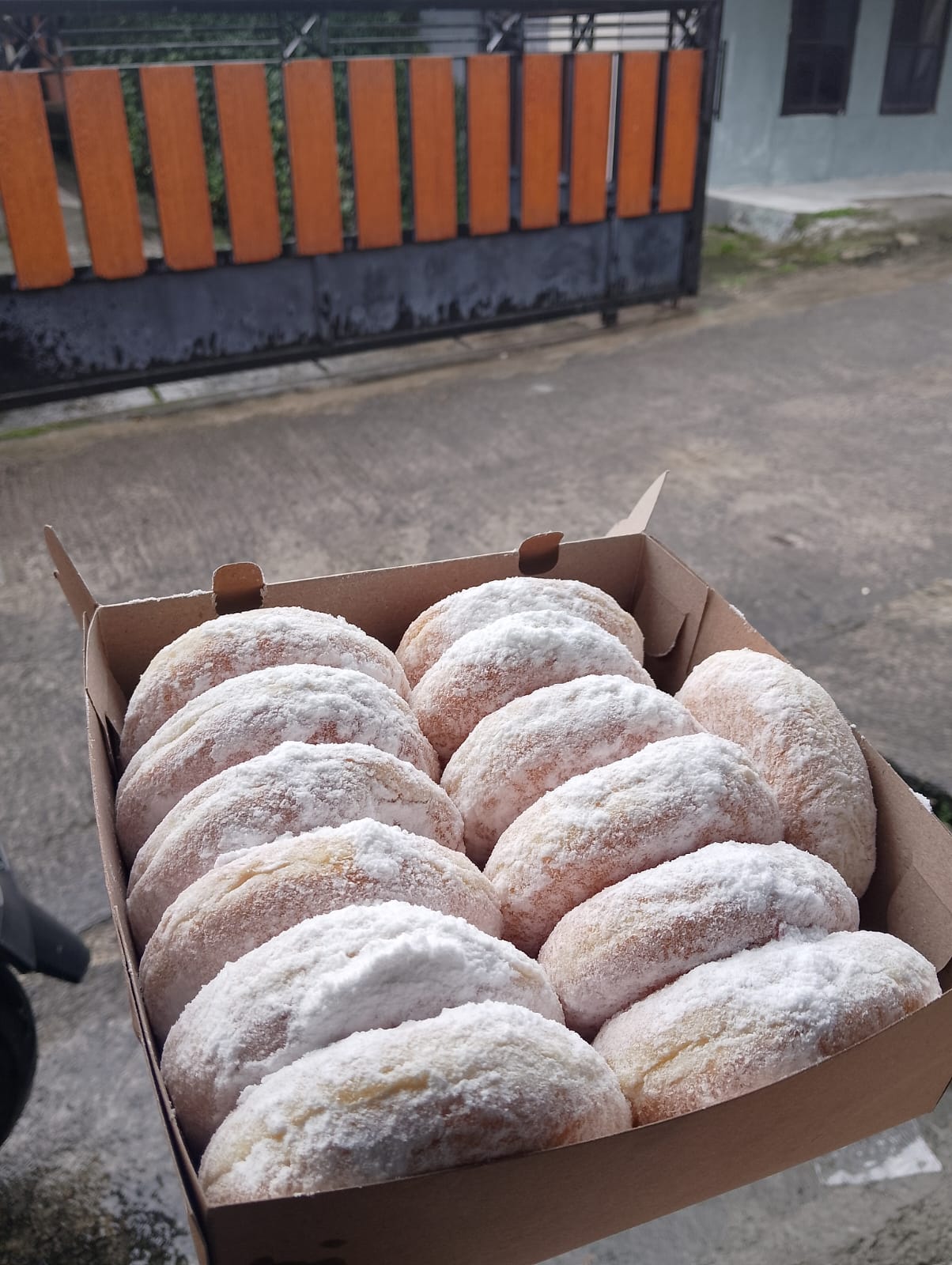 Gambar Produk Donat gula
