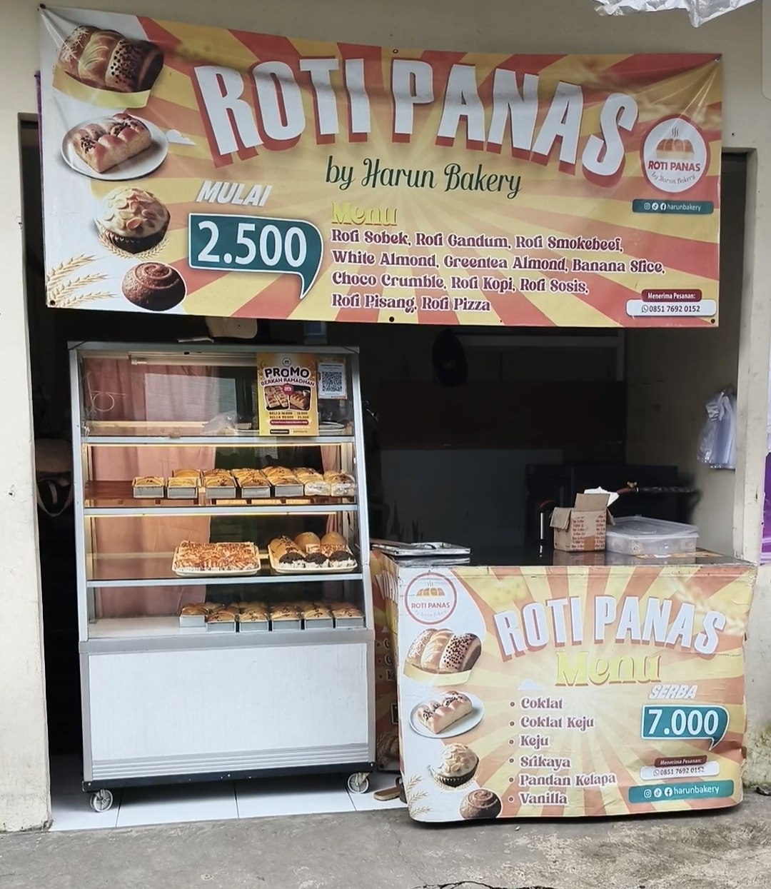 Roti Panas Harun Bakery